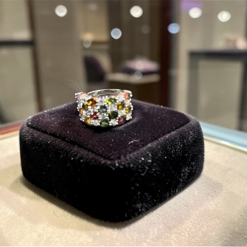 Elegant Multi-Color Gemstone Ring